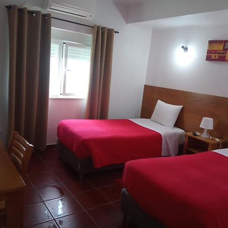 Retiro Dos Batudes Hotel Palmela Exterior photo